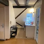 Cozy Hideaway By Cathedral